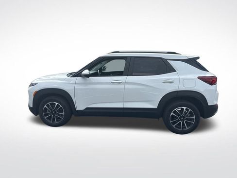 Used 2024 Chevrolet TrailBlazer LT image 9