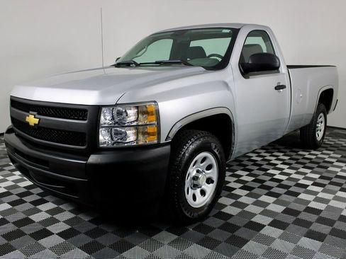 Used 2012 Chevrolet Silverado 1500 W/T image 4