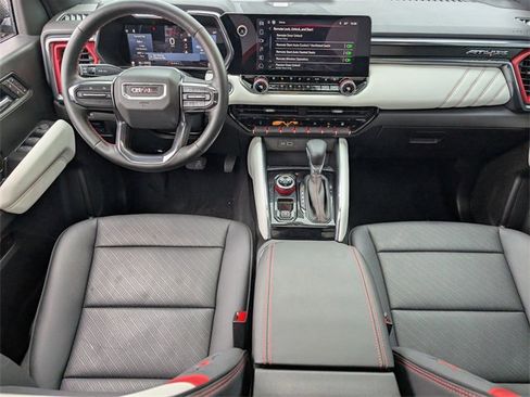 Certified 2024 GMC Canyon AT4X image 9