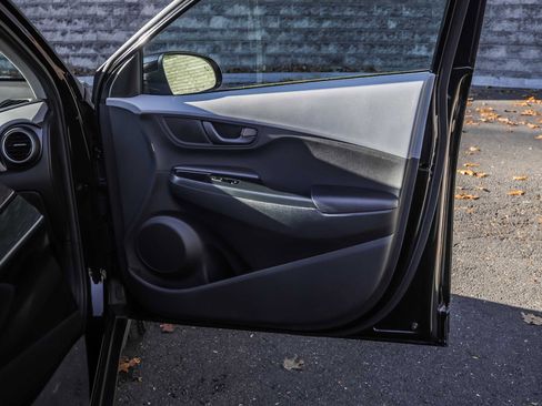 Used 2019 Hyundai Kona SEL image 13