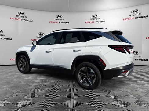Certified 2025 Hyundai Tucson SEL AWD/4WD image 5