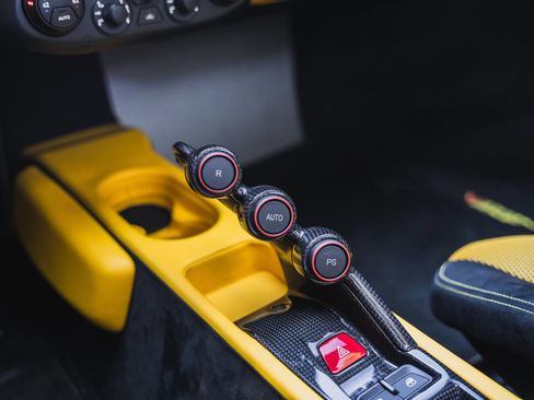 Used 2015 Ferrari 458 Speciale A RWD image 51