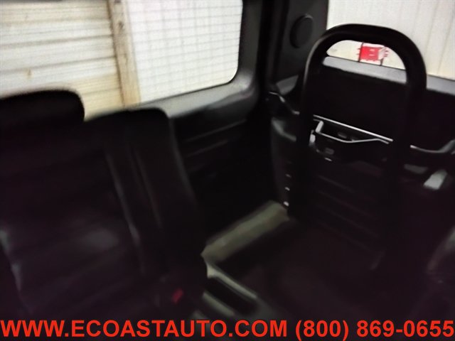 Used 2005 HUMMER H2 w/ Preferred Equipment Group AWD/4WD image 18