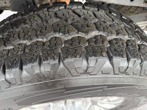 Used 2022 Ford F250 XLT w/ XLT Premium Package image 16