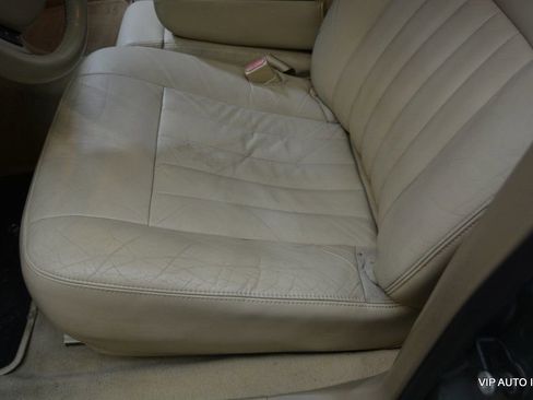 Used 2006 Lincoln Town Car Signature image 17