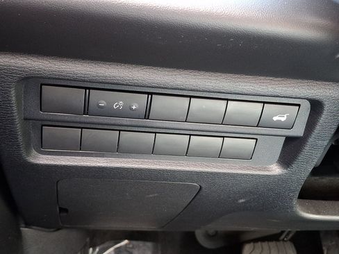 Used 2024 Mitsubishi Outlander SEL AWD/4WD image 24