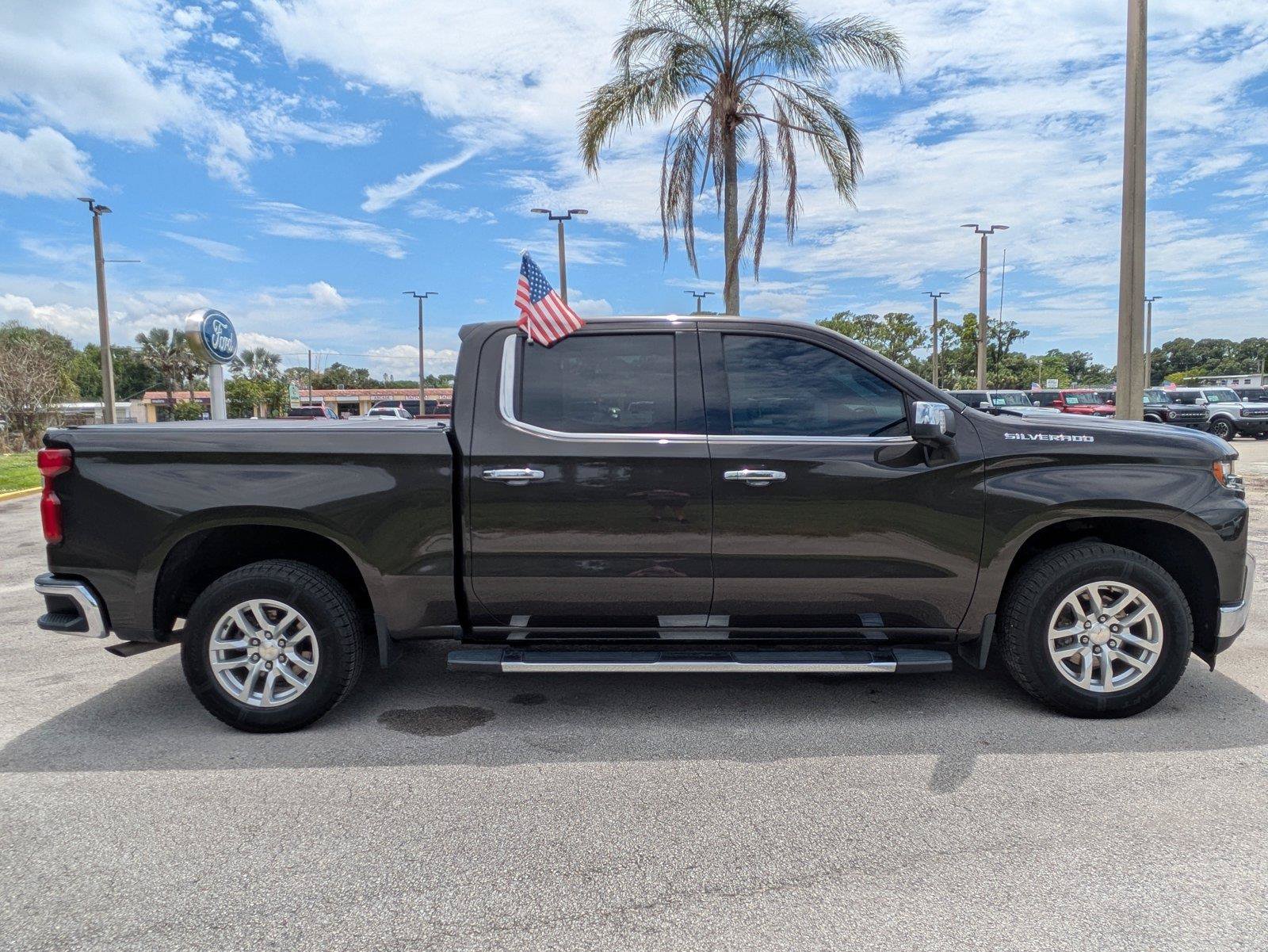 Used 2021 Chevrolet Silverado 1500 LTZ w/ Safety Package II RWD image 3