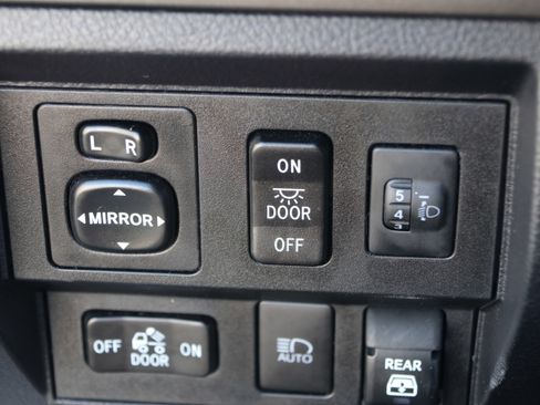 Used 2021 Toyota Tundra SR5 image 14