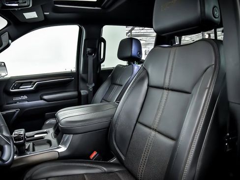 Certified 2024 Chevrolet Silverado 1500 High Country w/ High Country Premium Package image 11