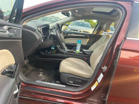 Used 2016 Ford Fusion Titanium FWD image 9