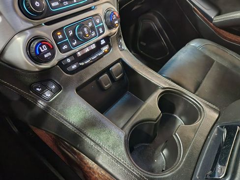 Used 2018 GMC Yukon XL SLT image 39