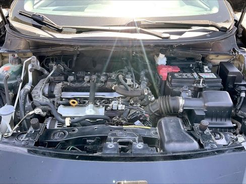 Used 2021 Nissan Versa S FWD image 10