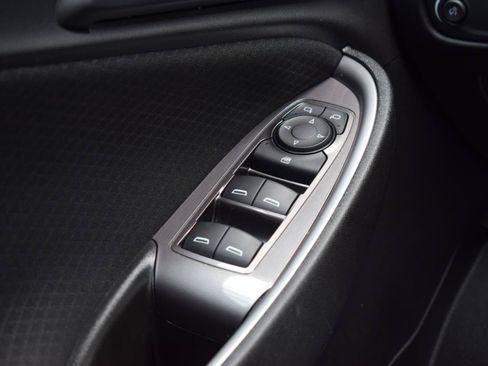Used 2020 Chevrolet Malibu LS FWD image 19