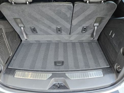 Used 2021 Chevrolet Tahoe Z71 image 30