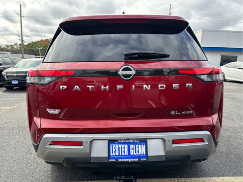 Used 2022 Nissan Pathfinder SL image 34