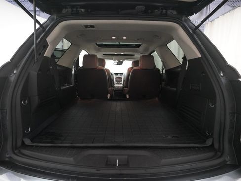 Used 2017 GMC Acadia Limited SLT AWD/4WD image 10