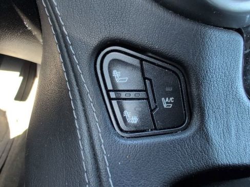 Used 2015 Chevrolet Tahoe LTZ AWD/4WD image 15