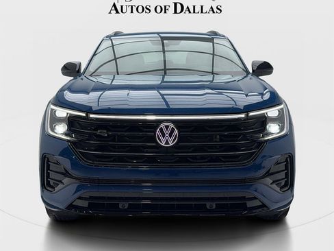 Used 2026 Volkswagen Atlas Cross Sport SEL R-Line AWD/4WD image 3