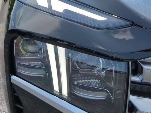 Used 2023 Hyundai Santa Fe Limited AWD/4WD image 9
