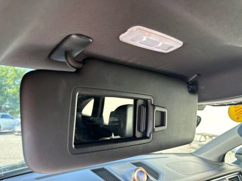Used 2018 Porsche Macan S AWD/4WD image 30