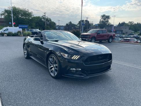Used 2015 Ford Mustang GT Premium w/ Equipment Group 401A RWD image 8