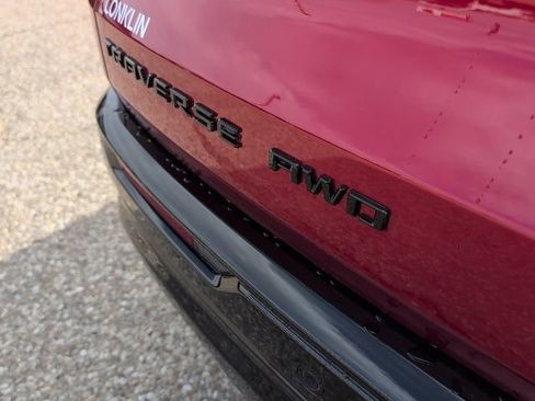 New 2026 Chevrolet Traverse RS w/ LPO, Floor Liner Package image 20