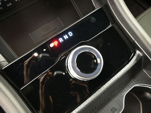 New 2025 Jeep Grand Cherokee Laredo image 9