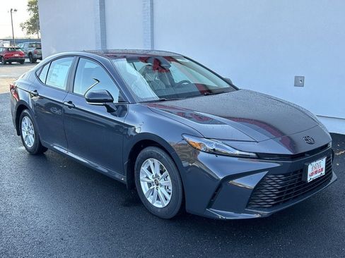 New 2026 Toyota Camry LE image 4