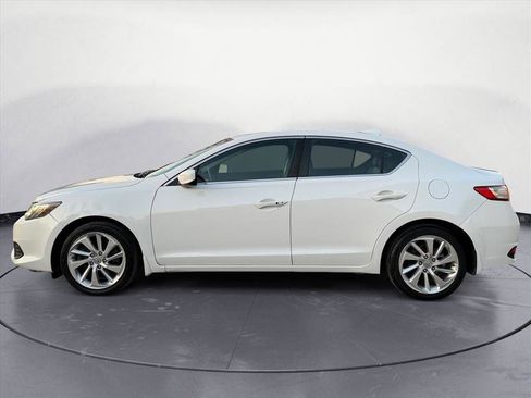 Used 2017 Acura ILX image 3
