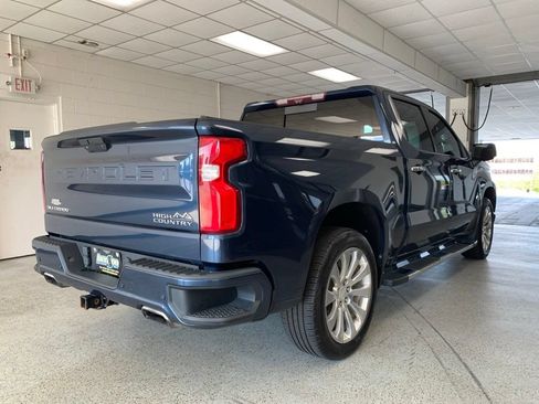 Used 2020 Chevrolet Silverado 1500 High Country w/ Technology Package AWD/4WD image 4