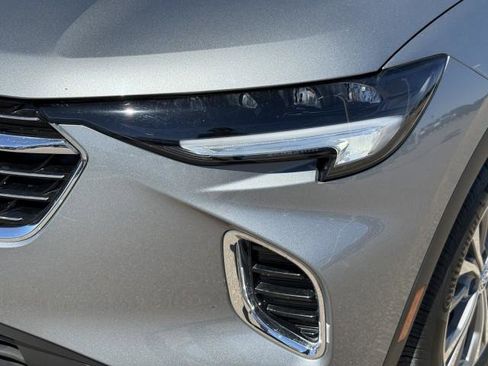 Used 2023 Buick Envision Preferred image 14