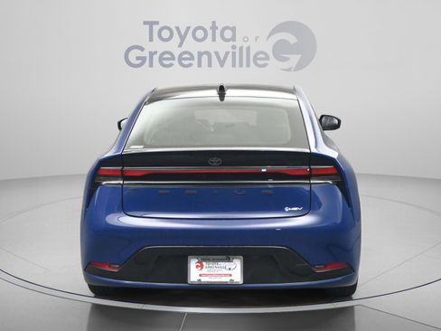 Used 2025 Toyota Prius Limited w/ Limited Premium Package FWD image 12