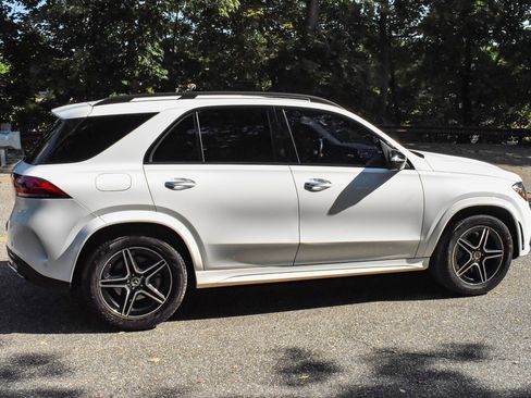 Used 2020 Mercedes-Benz GLE 350 w/ AMG Line Exterior image 9