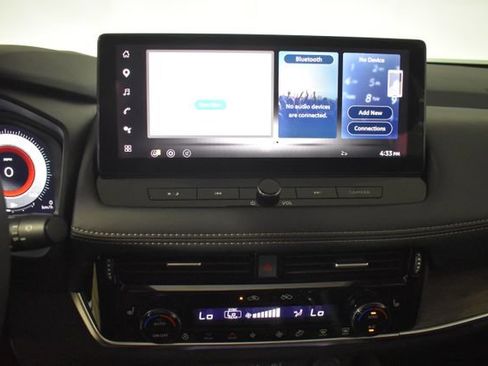 Certified 2026 Nissan Rogue Platinum w/ Platinum Premium Package AWD/4WD image 19