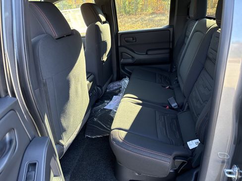 New 2026 Nissan Frontier PRO-4X w/ Pro-4x Convenience Package image 26