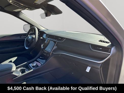 New 2026 Jeep Grand Cherokee Laredo RWD image 16