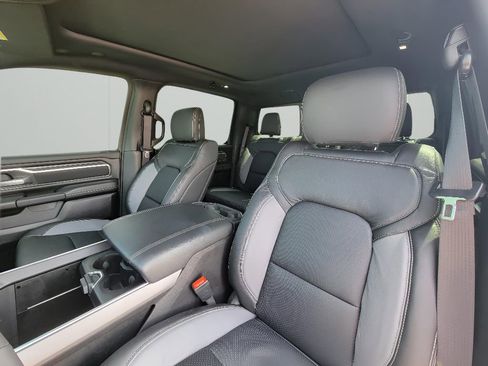 Used 2025 RAM 1500 Big Horn AWD/4WD image 11