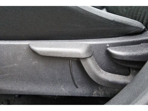 Used 2023 Nissan Kicks SV w/ Interior Electronics Package FWD image 24