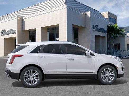 New 2026 Cadillac XT5 Premium Luxury w/ Driver Assist Package FWD image 5
