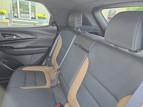 Used 2021 Chevrolet TrailBlazer ACTIV w/ Convenience Package AWD/4WD image 34