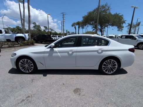Used 2023 BMW 540i w/ Premium Package RWD image 8