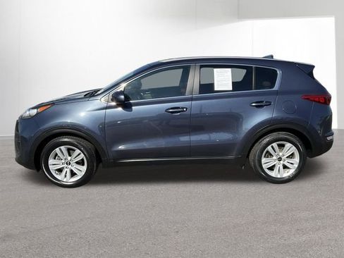 Used 2017 Kia Sportage LX image 4