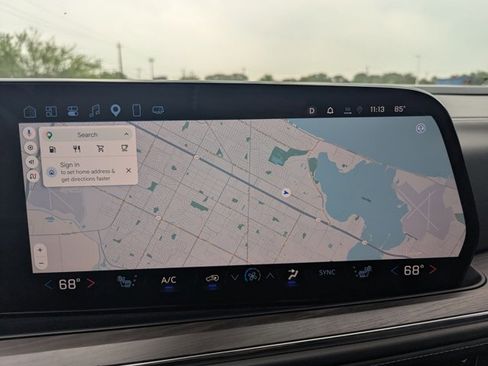 Used 2025 Chevrolet Tahoe Z71 w/ Z71 Off-Road Package AWD/4WD image 9