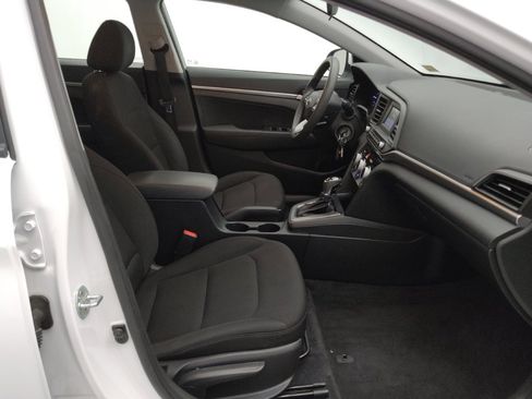 Used 2019 Hyundai Elantra SE w/ Cargo Package image 21