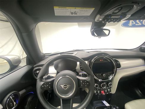 Certified 2024 MINI Cooper S FWD image 31