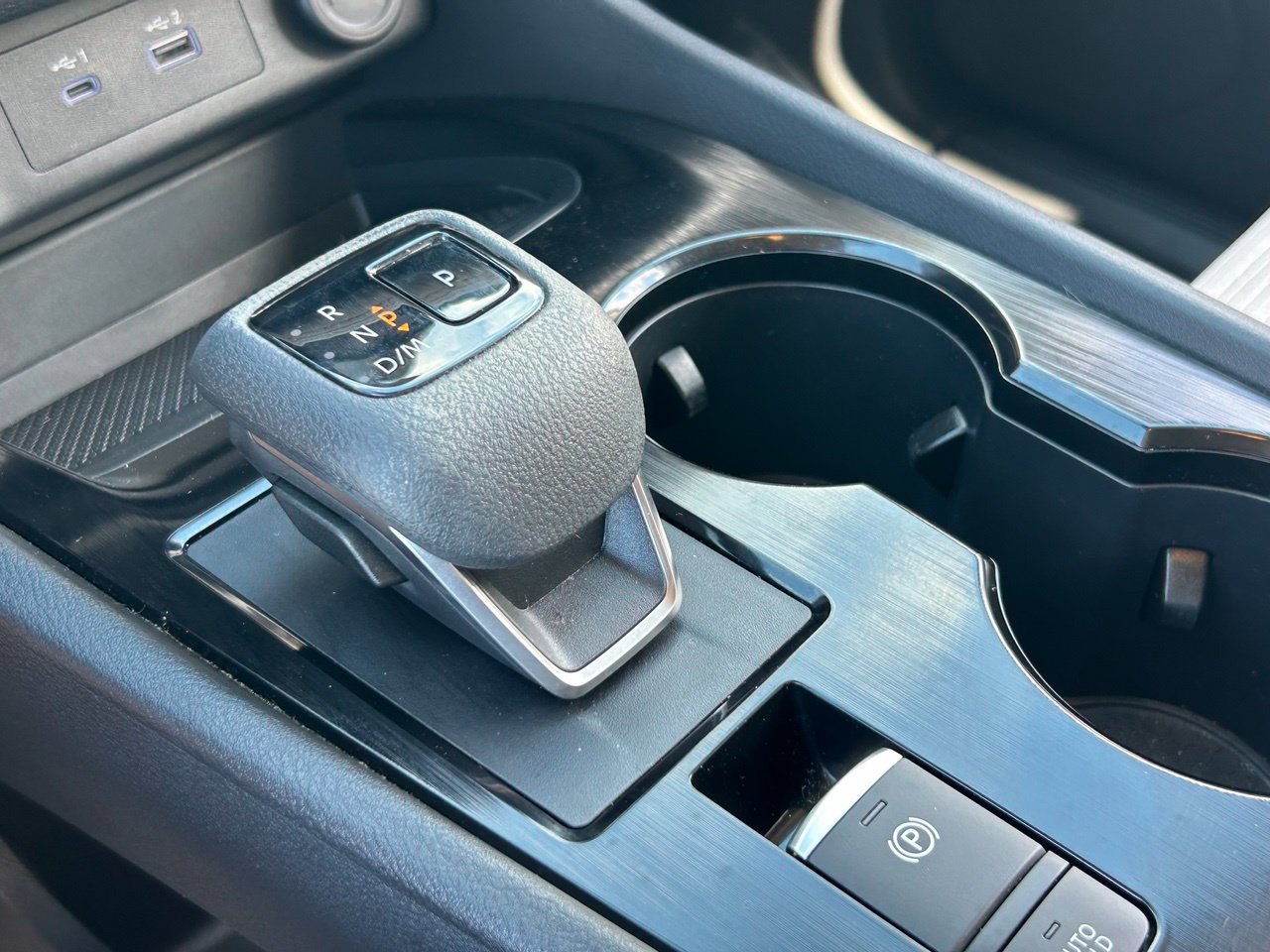 Certified 2023 Nissan Rogue SV FWD image 33