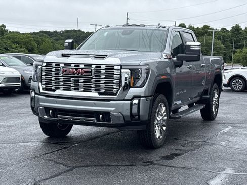 New 2026 GMC Sierra 2500 Denali w/ Denali Reserve Package AWD/4WD image 13