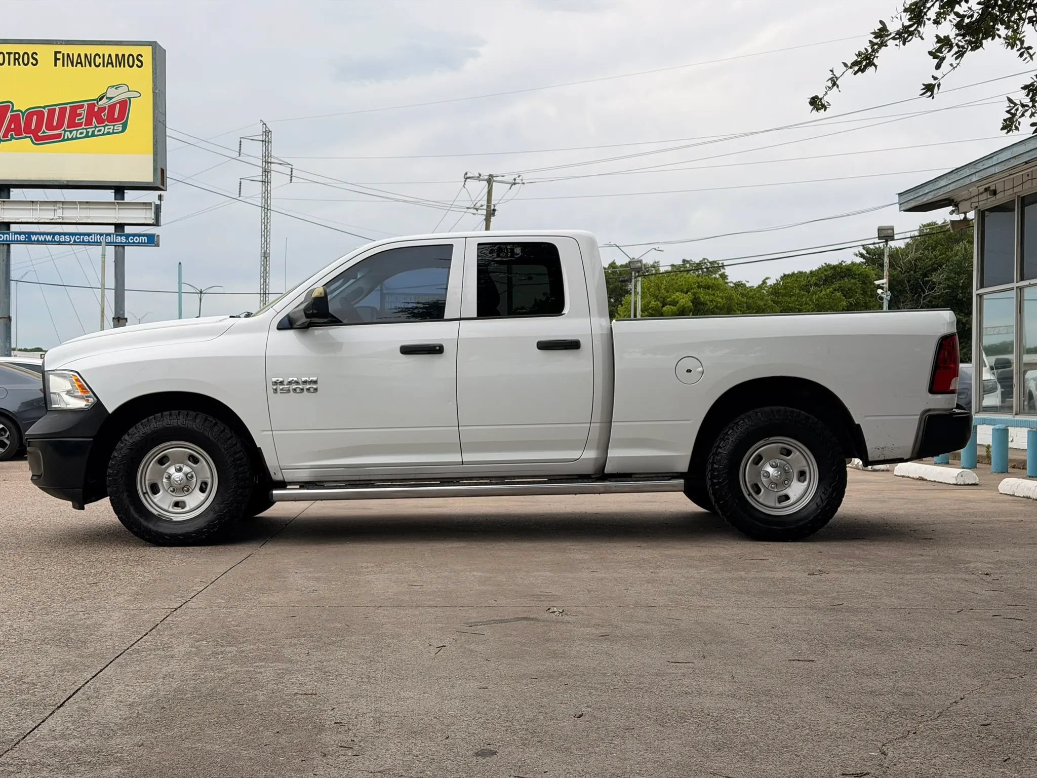 Used 2016 RAM 1500 Tradesman AWD/4WD image 6