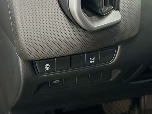 Used 2025 MAZDA CX-50 AWD 2.5 S w/ Premium Package image 17