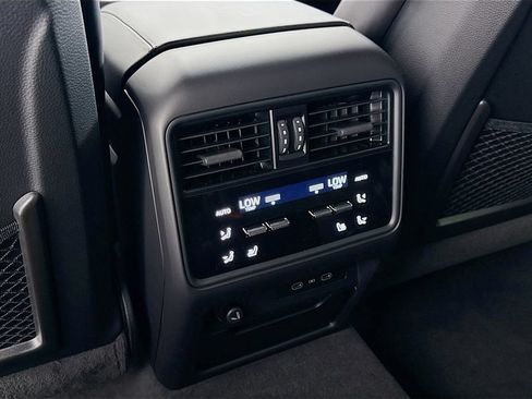 Certified 2026 Porsche Cayenne Turbo GT AWD/4WD image 28
